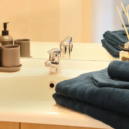 Berges Du Midi - Piscine Parking Apartment