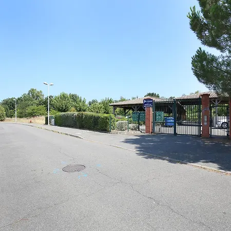Berges Du Midi - Piscine Parking Fenouillet (Haute-Garonne)