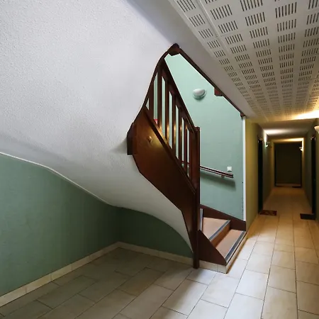 Berges Du Midi - Piscine Parking * Fenouillet (Haute-Garonne)