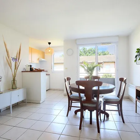 Berges Du Midi - Piscine Parking Fenouillet (Haute-Garonne)