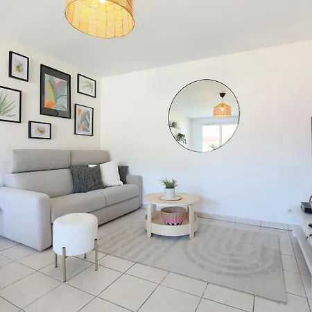 Berges Du Midi - Piscine Parking * Fenouillet (Haute-Garonne)