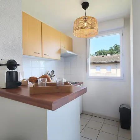 Berges Du Midi - Piscine Parking *