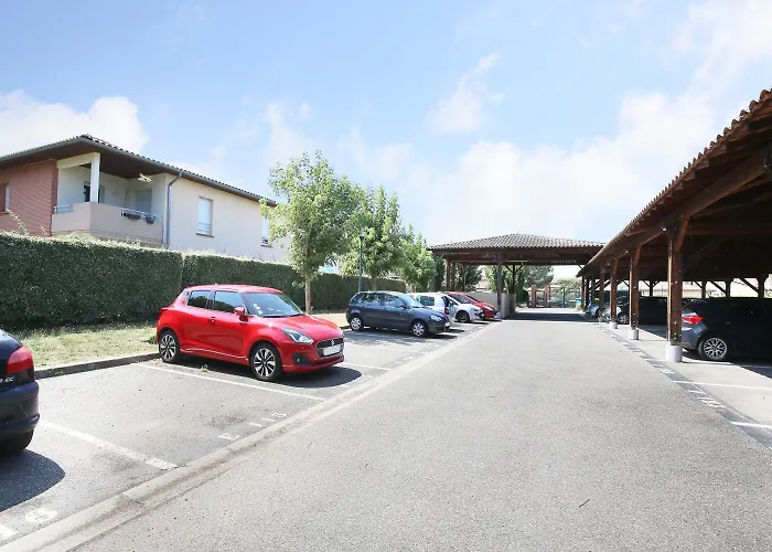 Berges Du Midi - Piscine Parking Fenouillet (Haute-Garonne)